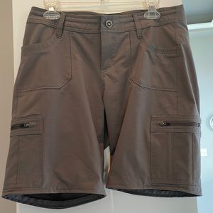 Kuhl zip off hiking pants in gray. Size 10.